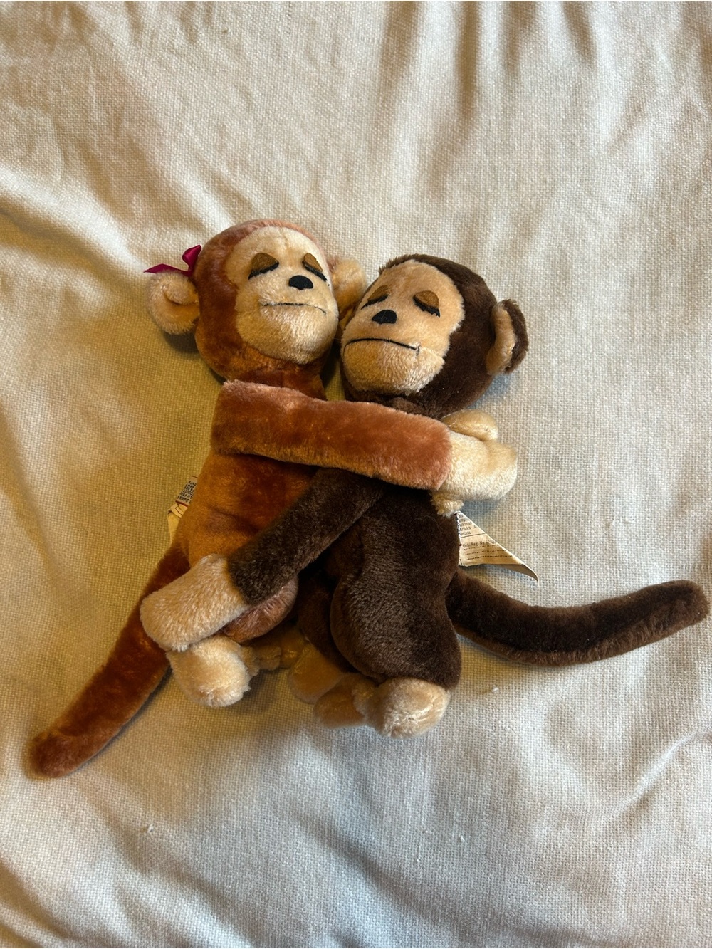 Vintage Dakin Hugging Monkies